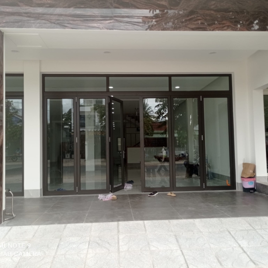 CỬA NHÔM NHẬT