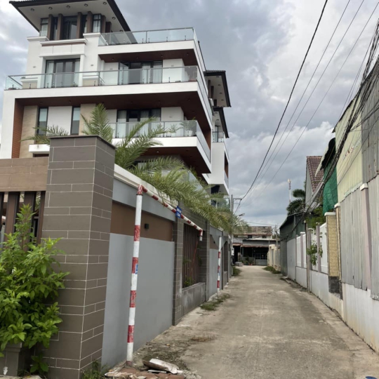 CỬA NHÔM NHẬT