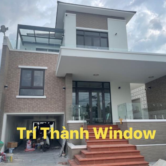 CỬA NHÔM NHẬT