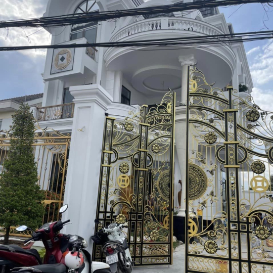 CỬA NHÔM NHẬT