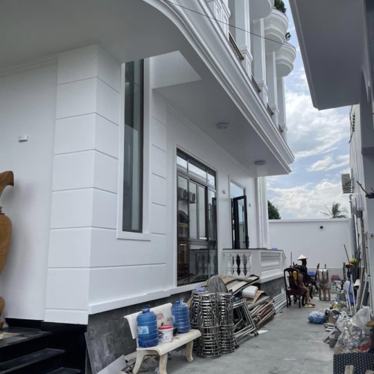 CỬA NHÔM NHẬT