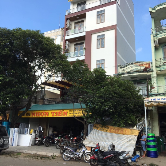 CỬA NHÔM NHẬT